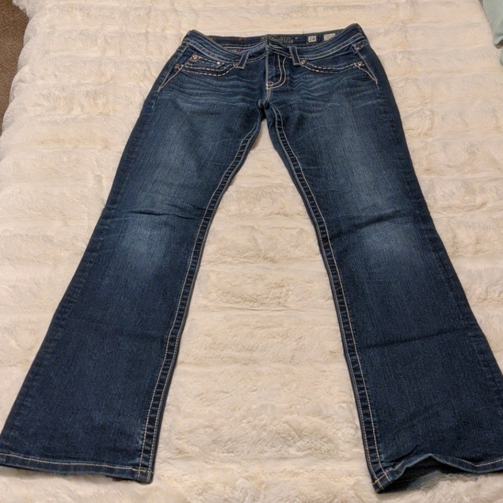 Jeans - Picture 5 of 5